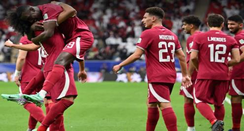 "على الطاير".. الهيدوس يسجل هدفًا عالميًا لقطر في شباك الصين بكأس آسيا (فيديو)